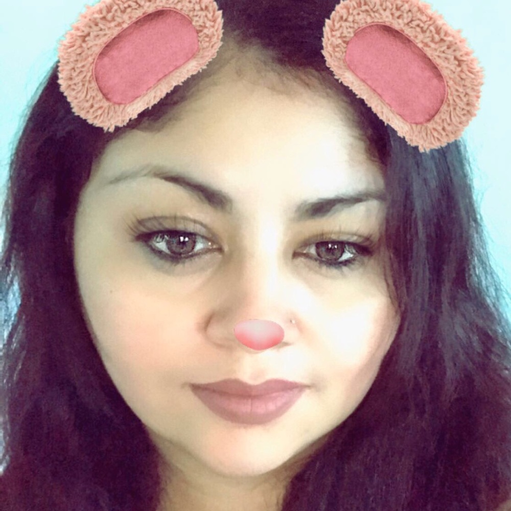 Meet your Posher, Teresa